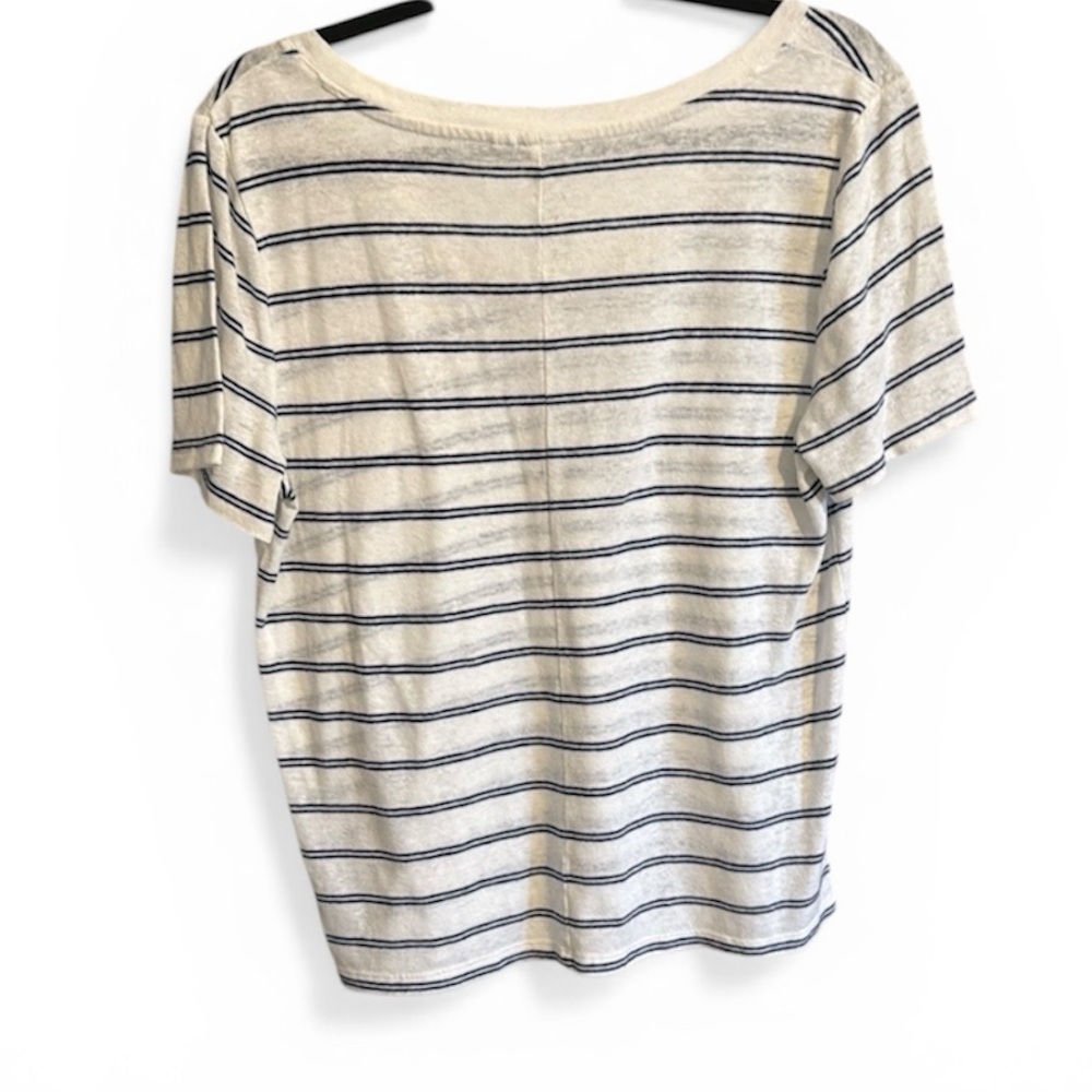 GAP Navy and White Striped Short Sleeve Tee L NWOT